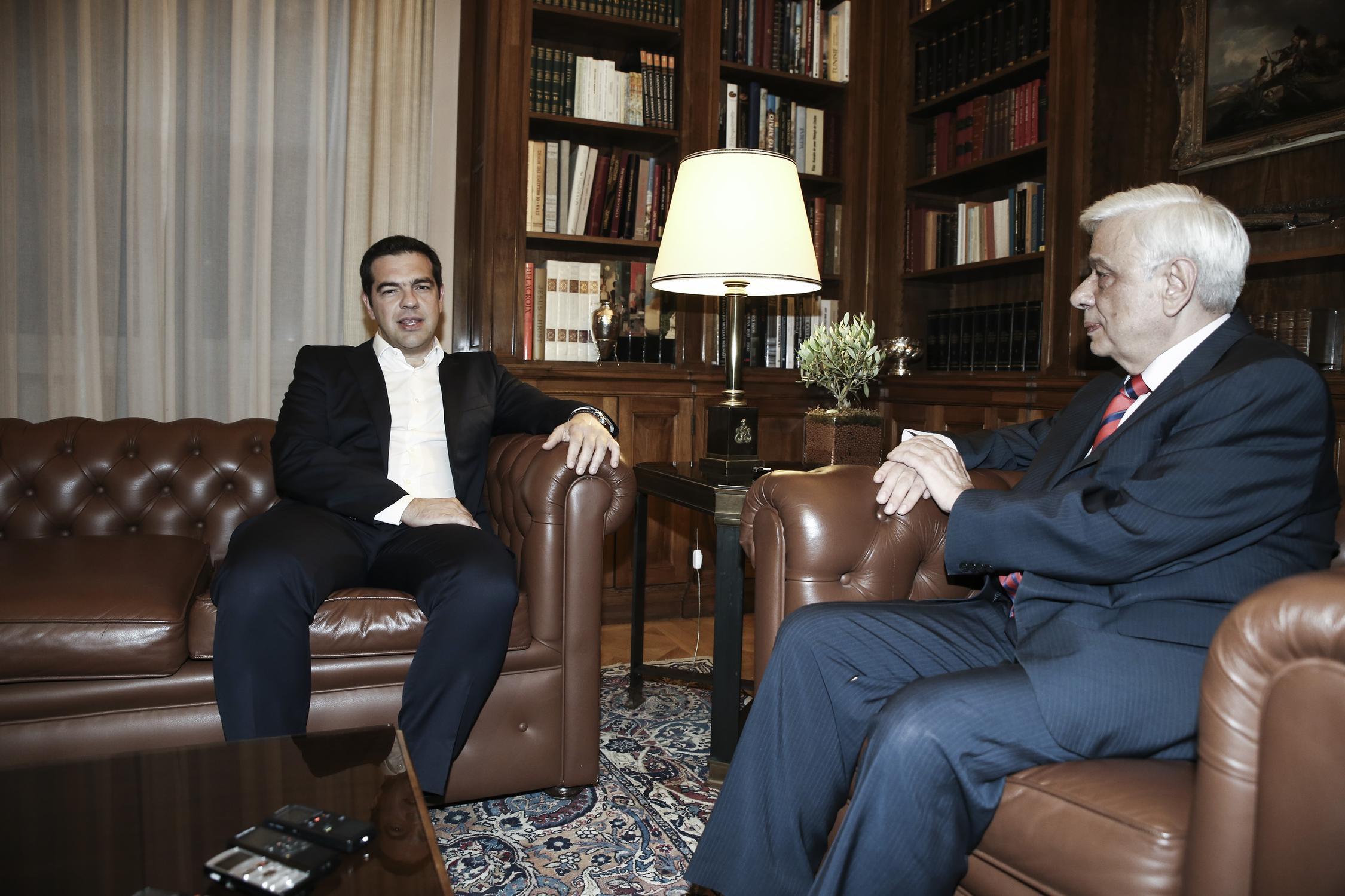 Επίσκεψη του Αλ. Τσίπρα στον Πρόεδρο της Δημοκρατίας για την διαπραγμάτευση