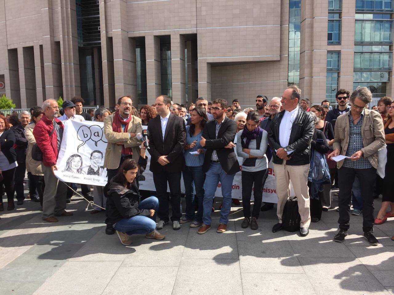Αλληλεγγύη στους τέσσερις πανεπιστημιακούς που δικάζονται στην Κωσταντινούπολη