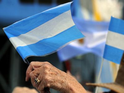 Μακάρι να είμαστε Αργεντινή! Της Ελευθερίας Καρναβού