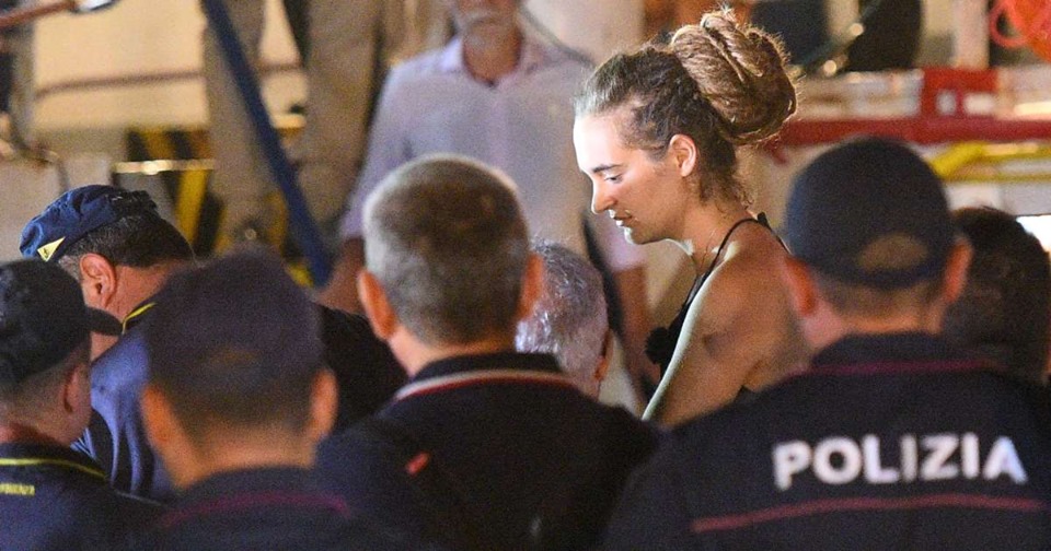 Η ιταλική αστυνομία συνέλαβε την καπετάνισσα του Sea-Watch
