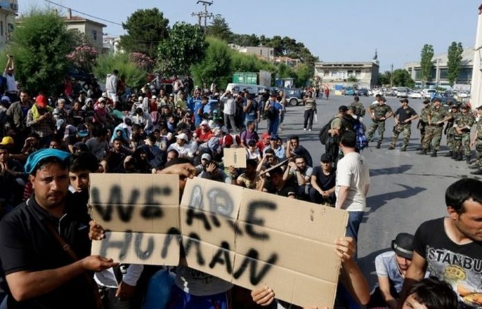 Διαδηλώσεις προσφύγων στην Λέσβο