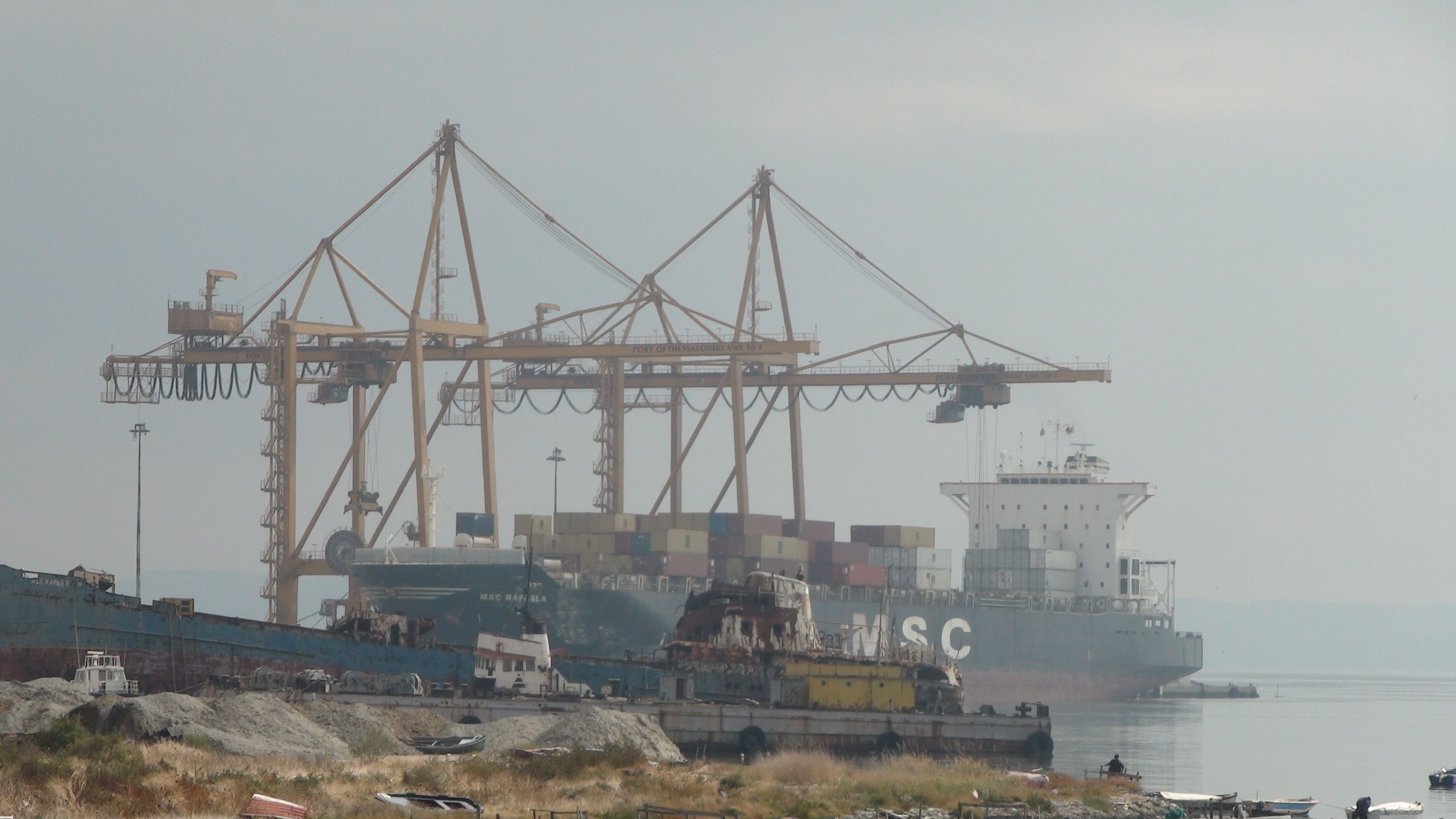 Διαρροή τοξικών υλικών της Ελληνικός Χρυσός στο λιμάνι της Θεσσαλονίκης