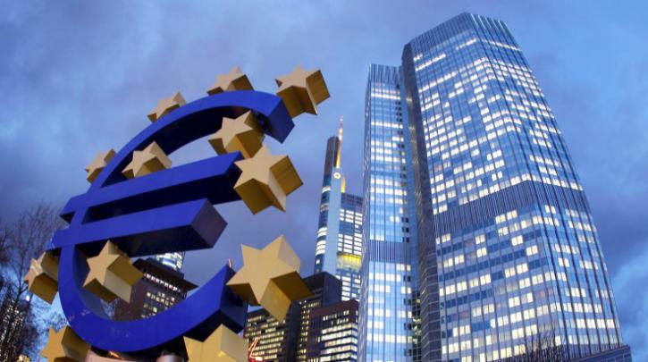 Wirtschaftswoche: Η ΕΚΤ «καλοβλέπει» χαλάρωση όρων, για εκταμίευση στις ελληνικές τράπεζες