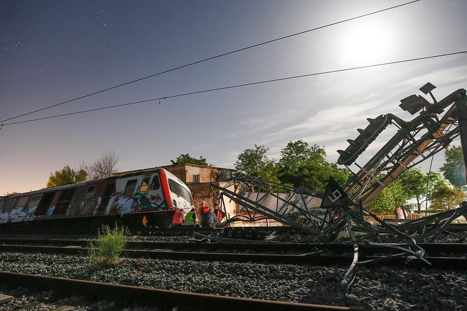 ΑΝΤΑΡΣΥΑ: Η πολιτική των ιδιωτικοποιήσεων πίσω από το τραγικό σιδηροδρομικό ατύχημα στο Άδενδρο Θεσσαλονίκης