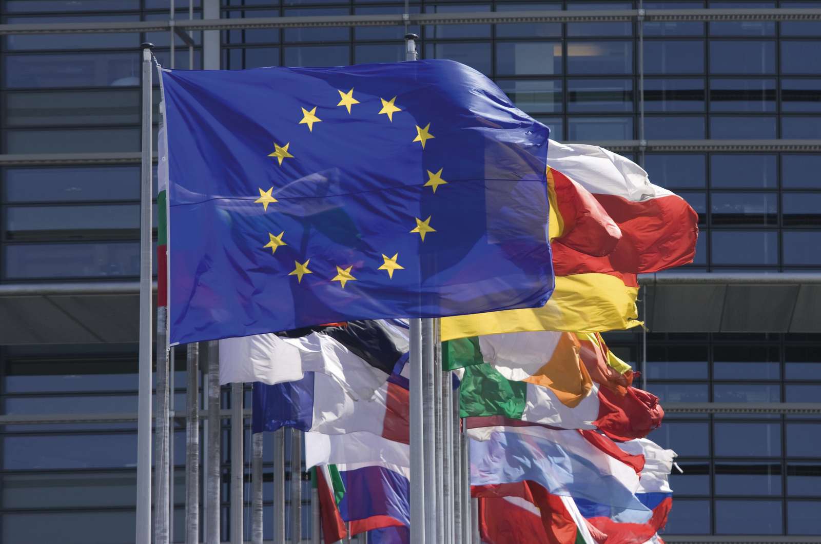 ΕΕ: Εγκρίθηκε η αμφιλεγόμενη μεταρρύθμιση για τα πνευματικά δικαιώματα