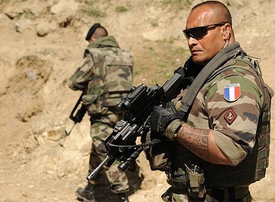 Οι Γάλλοι δεν επιθυμούν τη στρατιωτική επιχείρηση