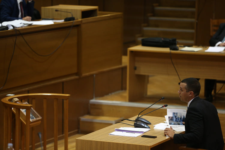 Δίκη Χρυσής Αυγής: «Κατασκευασμένες οι κατηγορίες εναντίον μου» λέει ο Η. Κασιδιάρης