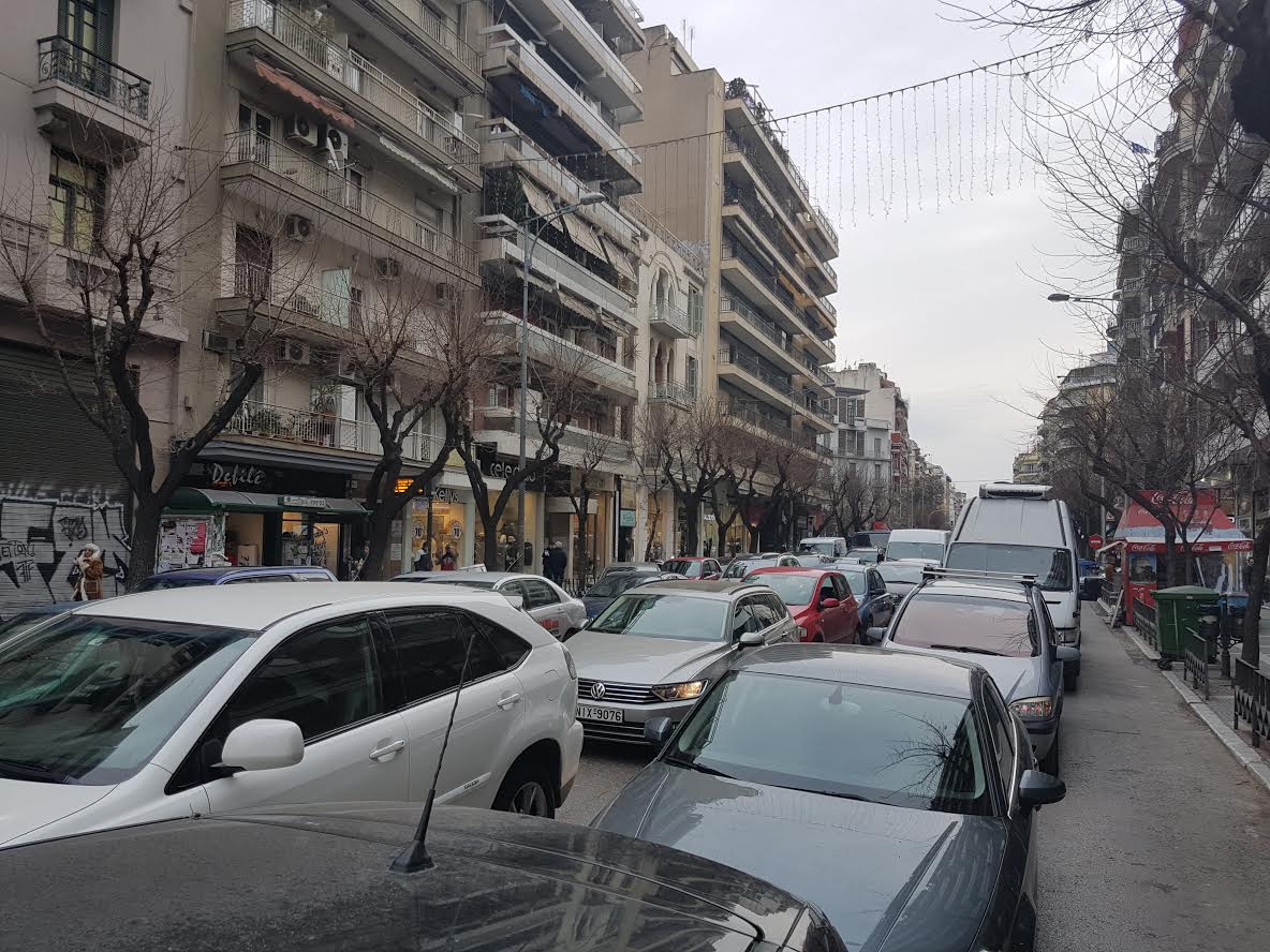 Την χρήση του αυτοκινήτου στο κέντρο της Θεσσαλονίκης ενθαρρύνει ο Κ. Ζέρβας