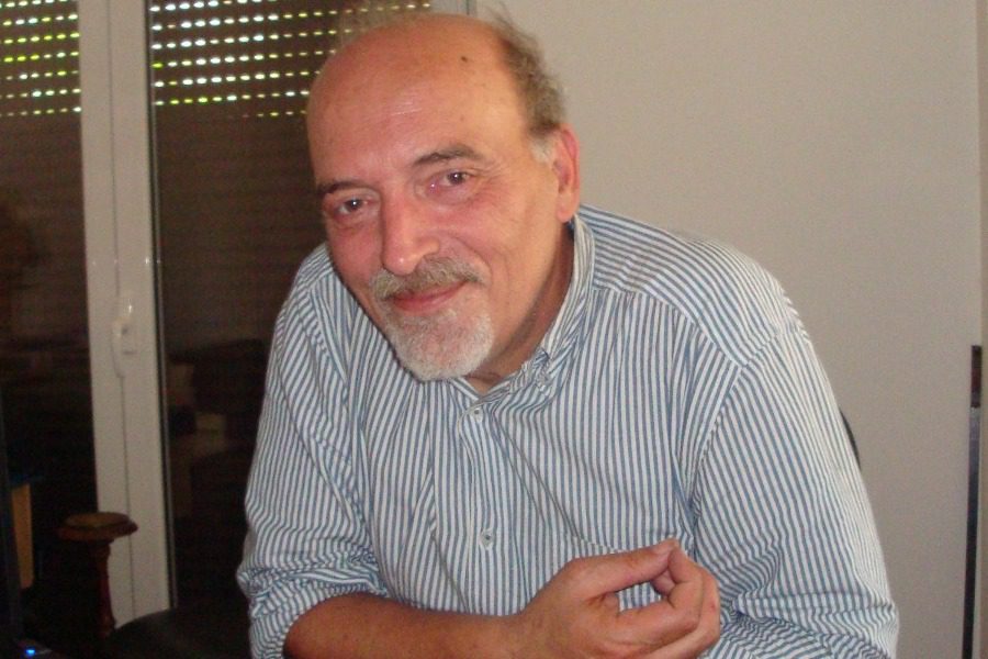 «Έφυγε» ο δημοσιογράφος Λάζαρος Χατζηνάκος