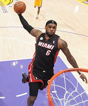 Φεύγει από τους Heat ο Lebron James