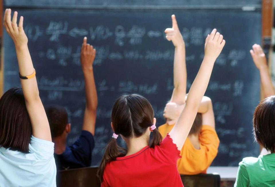 Διαψεύδει το υπουργείο Παιδείας τα περί επιβολής διδάκτρων στα δημόσια σχολεία
