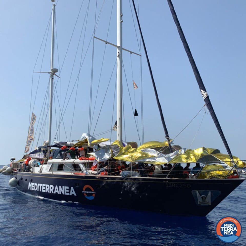 Σε κατάσταση έκτακτης υγειονομικής ανάγκης οι πρόσφυγες και το πλήρωμα του Alex of Mediterranea