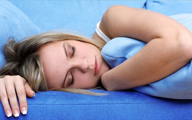 Ο μεσημεριανός ύπνος κόβει χρόνια λένε τώρα οι επιστήμονες