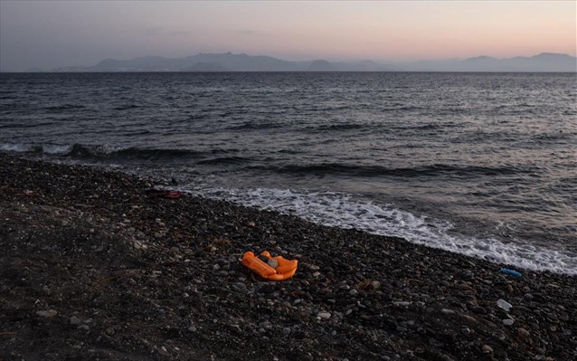 Εντοπίστηκε νεκρός πρόσφυγας στις έρευνες ανοιχτά της Μυτιλήνης