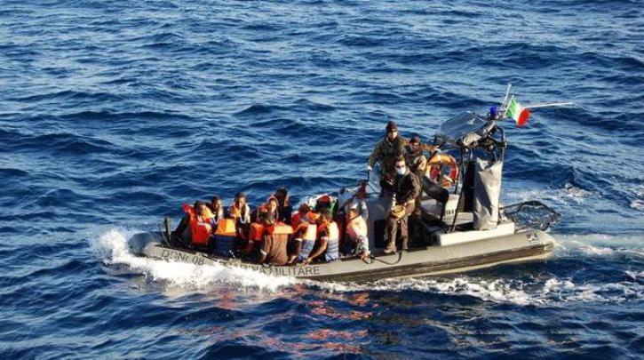 Ολοκληρώθηκε στην Σικελία η αποβίβαση 446 μεταναστών