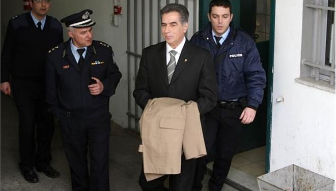 Ξανά στο εδώλιο ο Β. Παπαγεωργόπουλος- Κατηγορείται για ξέπλυμα βρώμικου χρήματος