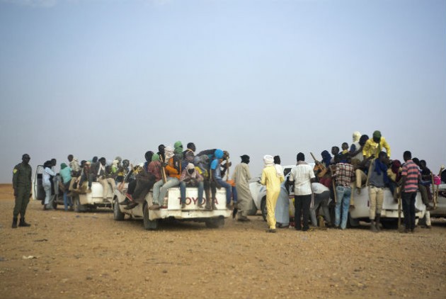Στην έρημο της Αλγερίας επαναπροωθήθηκαν 600 μετανάστες