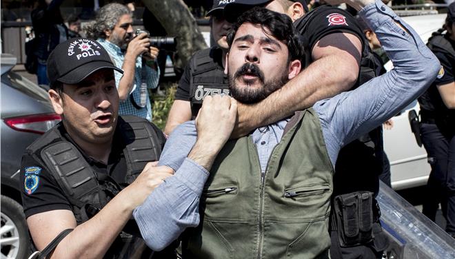 Συνολικά 84 συλλήψεις στην Κωνσταντινούπολη για την Εργατική Πρωτομαγιά