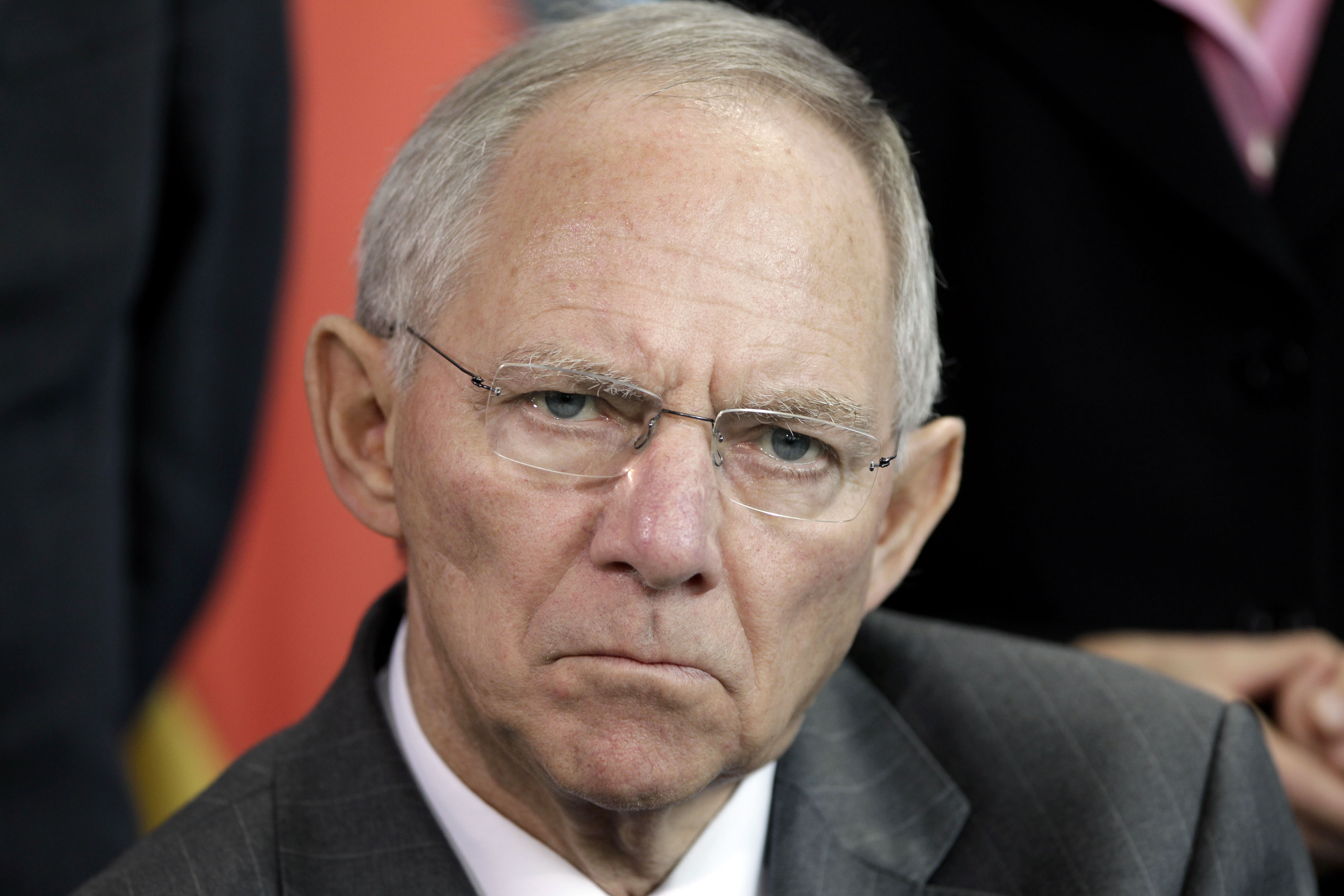 Spiegel: Ο Σόιμπλε αφήνει στη Σύνοδο Κορυφής την τελική απόφαση για την Ελλάδα