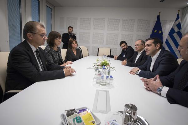 Συνάντηση του Αλ. Τσίπρα με τους συμπροέδρους της ομάδας των Πρασίνων στο Ευρωπαϊκό Κοινοβούλιο
