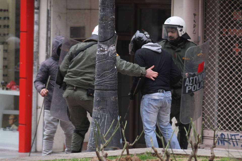 Ανοχή της αστυνομίας απέναντι στους εθνικιστές στο συλλαλητήριο για τη Μακεδονία