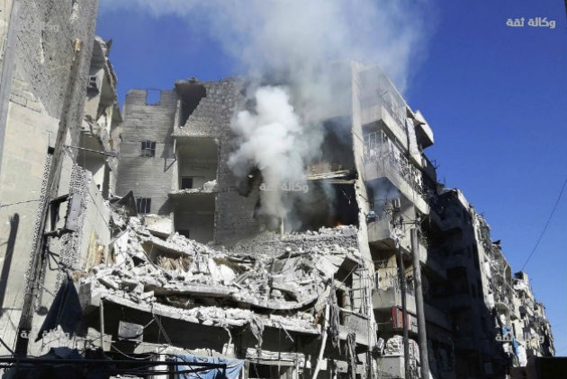 Σφυροκοπείται ανηλεώς το Χαλέπι