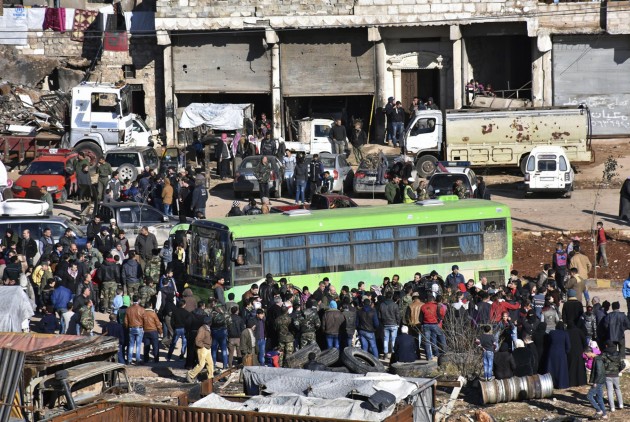 Ανεστάλη η επιχείρηση απομάκρυνσης των αμάχων από το Χαλέπι