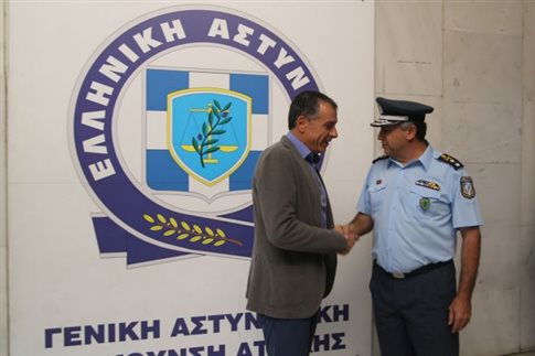 Επίσκεψη Θεοδωράκη στη Γενική Αστυνομική Διεύθυνση Αττικής