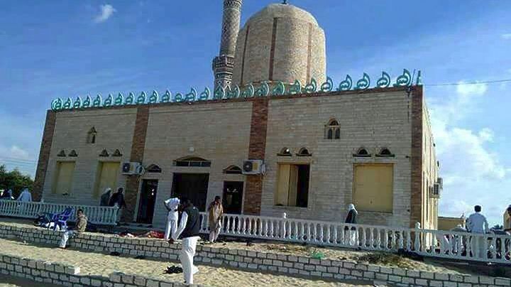 Τουλάχιστον 235 οι νεκροί από την επίθεση σε τέμενος στο Σινά