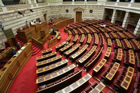 Βουλή: Απορρίφθηκε το άρθρο για τη φορολόγηση στις μικρές ζυθοποιίες
